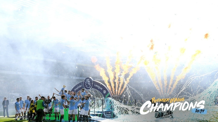 맨체스터 시티가 2018-2019 시즌 잉글리시 프리미어리그 왕좌를 차지한 뒤 축하 행사를 진행하고 있다. (사진=맨체스터시티)