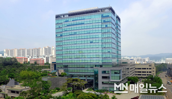 헌대중공업 울산 본사.