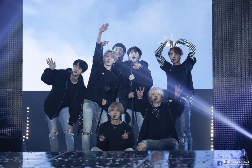 (사진=BTS 공식 페이스북)