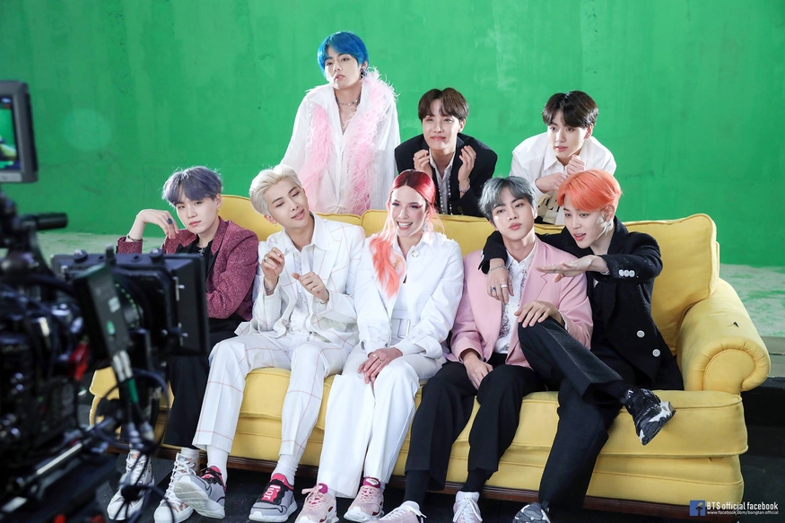 (사진=BTS 공식 페이스북)