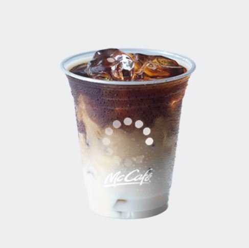 맥카페 아이스 카페라떼. 
