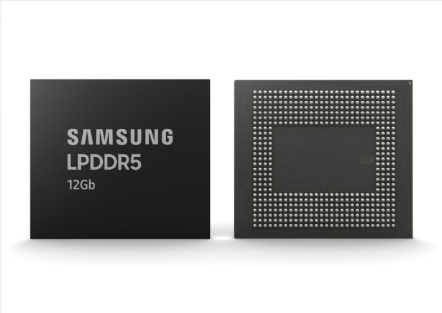 삼성전자 12Gb LPDDR5 D램. (사진=삼성전자)
