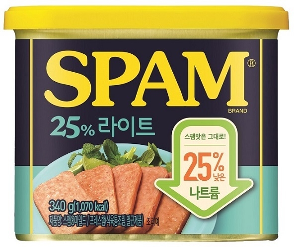 CJ제일제당이 '스팸 마일드(Mild)'를 리뉴얼해 '나트륨 25% 라이트하게 낮춘 스팸 마일드'를 출시했다. (사진=CJ제일제당)