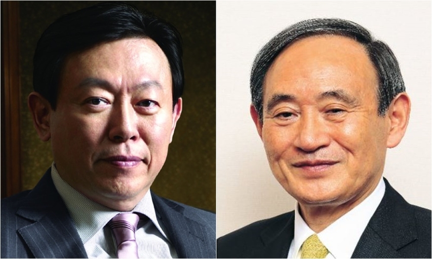 신동빈 롯데그룹 회장이 스가 요시히데(菅義偉) 일본 총리가 11일 일본 도쿄 중식당에서 오찬 회동했다. 신동빈 롯데그룹 회장(왼쪽)과 스가 요시히데 일본 총리. 