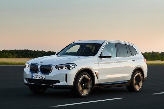 BMW의 순수 전기차 iX3. (사진=BMW)