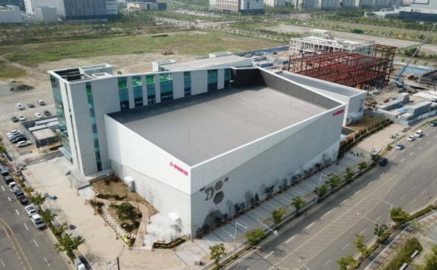 인천 송도국제도시에 5공구에 마련된 독일 머크사의 '한국 생명과학 운영본부' 건물. (사진=인천경제청)