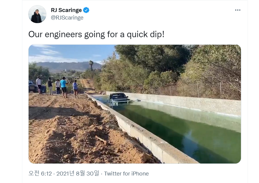 로버트 R.J. 스캐린지 리비안 최고경영자(CEO)가 트위터에 올린 전기 픽업트럭 'R1T' 주행 테스트 영상. (사진=트위터)