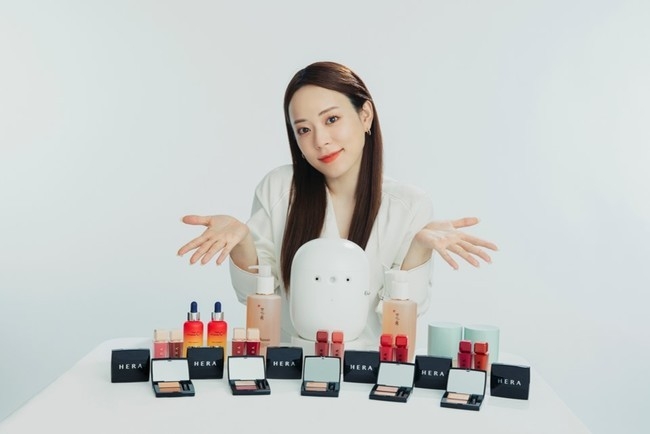 아모레퍼시픽이 일본 온라인 쇼핑몰 큐텐 내 공식샵 브랜드 앰버서더로 유튜버 '세키네 리사'를 임명했다. (사진=이베이재팬)