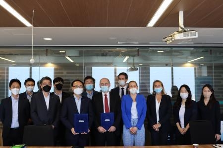 포스코는 최근 글로벌 에너지 기업 엔지(ENGIE)와 중동, 호주, 중남미 지역 그린수소 생산 관련 인프라 공동 개발 기회를 모색하는 양해각서(MOU)를 체결했다. (사진=엔지)