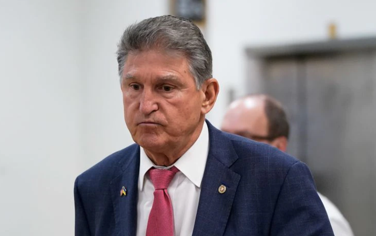 조 맨친(Joe Manchin) 민주당 핵심 상원의원.