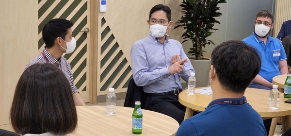 이재용 삼성전자 부회장이 19일 삼성전자 화성캠퍼스에서 임직원들과 간담회를 갖는다. (사진=삼성전자)