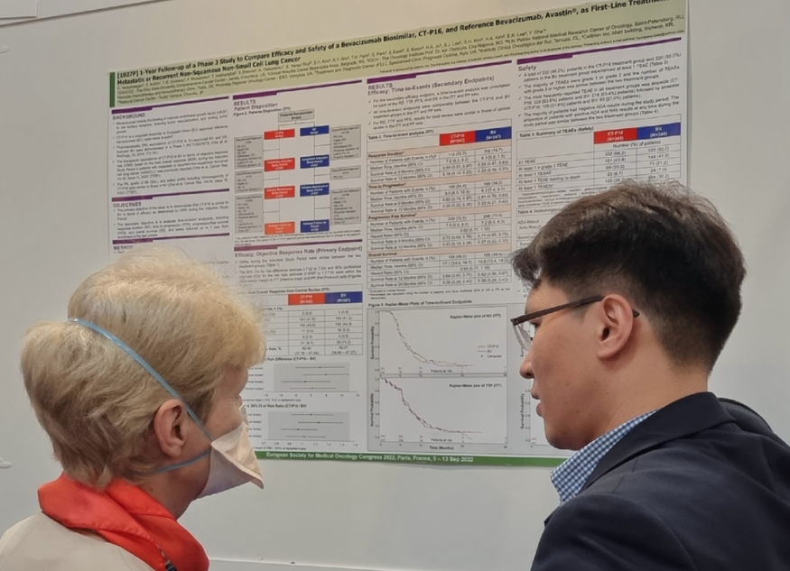 셀트리온이 현지시간 12일 프랑스 파리에서 진행된 유럽종양학회(ESMO Congress 2022, The European Society for Medical Oncology)에서 아바스틴 바이오시밀러 ‘베그젤마’ 임상 3상 후속 결과를 포스터로 공개했다.