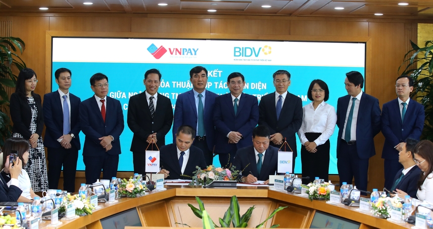 베트남 국영 상업은행 베트남투자개발은행(BIDV)과 편결제 스타트업 VN페이는 지난 12일(현지시간) 간편결제·디지털 서비스에 협력하는 포괄적 업무협약을 맺었다. (사진=BIDV)