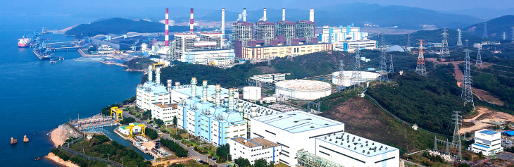 중부발전이 오는 2024년 6월 보령화력 부지내 20만㎘급 2기의 저장탱크를 포함한 LNG터미널 건설한다. 사진은 중부발전 보령화력발전소 전경. (사진=중부발전)