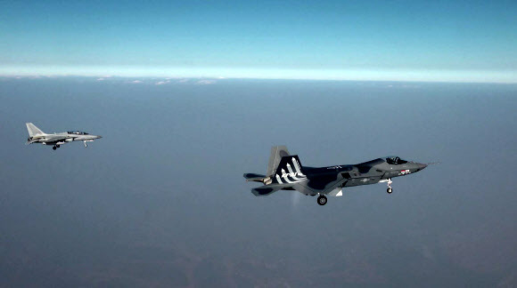 국산 전투기 KF-21 시제3호기. (사진=방사청)