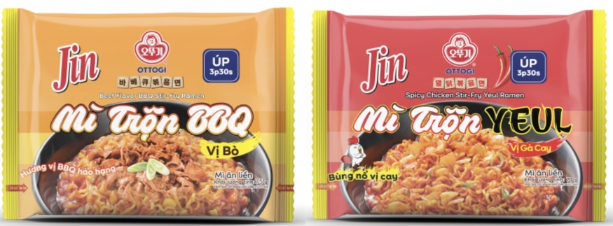 오뚜기가 베트남에서 선보인 진 바베큐볶음면(왼쪽)과 진 열닭볶음면 (사진=오뚜기 베트남 홈페이지)