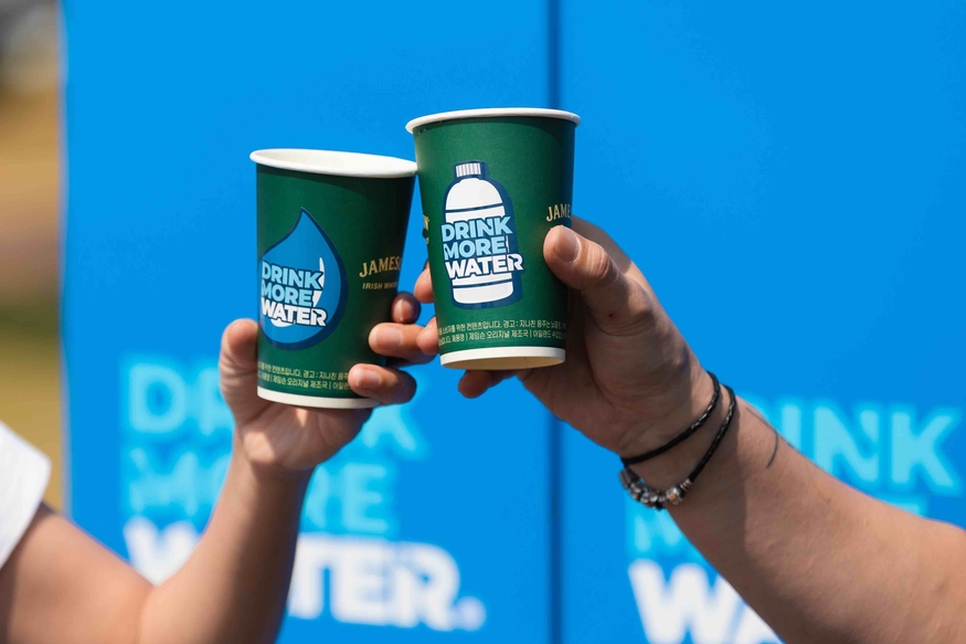 르노리카코리아는 올해 여름 휴가 시즌을 겨냥해 ‘드링크 모어 워터(Drink More Water)’ 책임음주 디지털 캠페인을 진행할 예정이다. (사진=페르노리카 코리아)