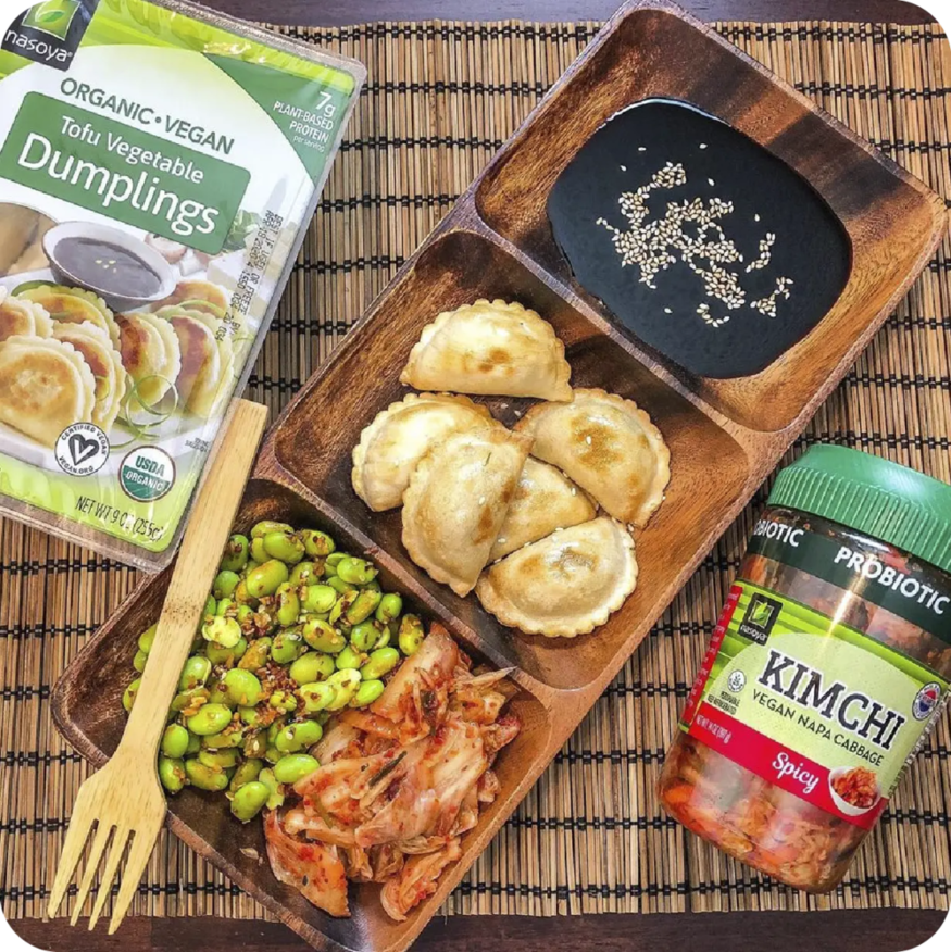 나소야 두부 만두가 '세이프웨이에서 접할 수 있는 맛있는 비건 제품 톱 16'에서 2위를 차지했다.(사진=나소야)