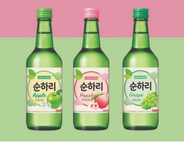 롯데칠성음료 필리핀 자회사 펩시 필리핀이 K-소주 마케팅에 나선다. 사진은 순하리 제품.(사진=롯데칠성음료)