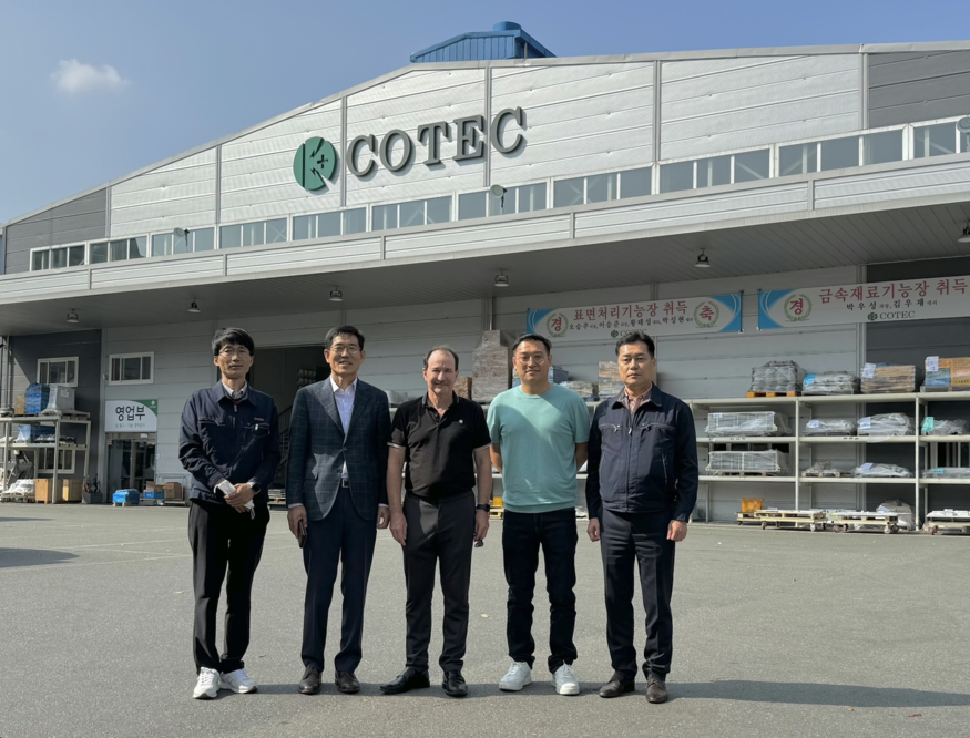팀 영(Tim Young) 선하이드로겐 최고경영자(CEO)는 작년 11월 코텍을 방문해 선하이드로겐의 기술 연구 진행 상황을 직접 확인했다. (사진=선하이드로겐)