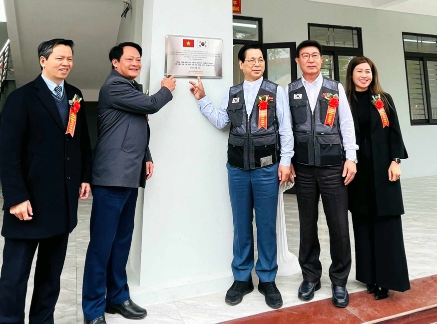 씨젠의료재단이 베트남 낙후지역 푸토성에 학교 시설·보건소 등을 신축했다.(사진=씨젠의료재단)