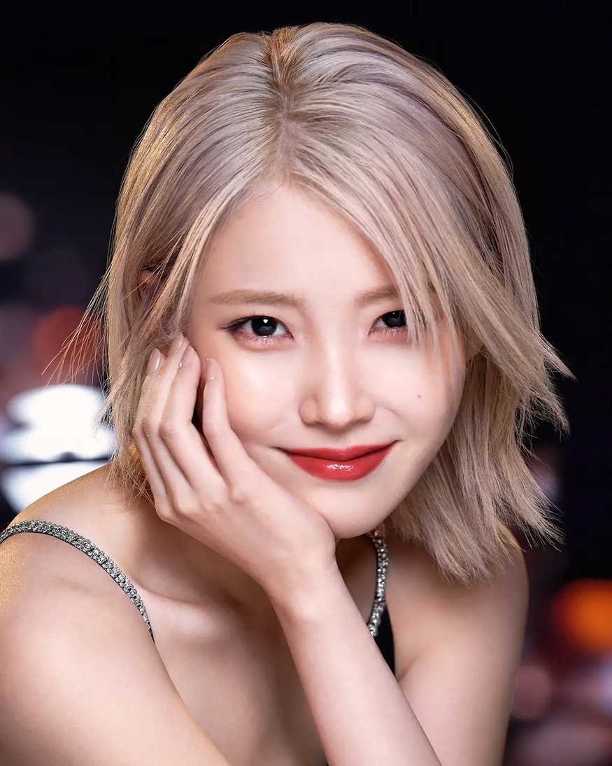 아이유가 에스티로더 글로벌 앰배서더로 활약한다. (사진=에스티로더)