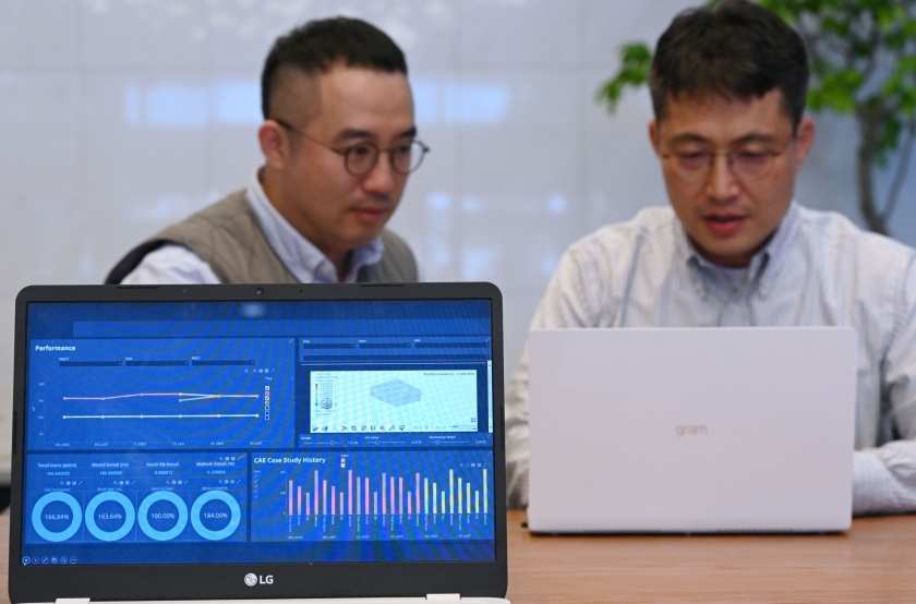 LG전자가 지난 2022년 미국 알테어와 개발한 AI 기반 자동차 부품 성능 검증 플랫폼. (사진=LG전자)