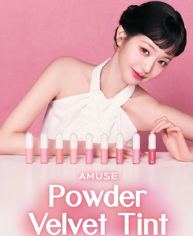 어뮤즈(AMUSE) 모델 아이브 장원영과 신제품 '파우더 벨벳 틴트'. (사진=어뮤즈)