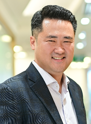 BAT그룹이 내년 1월 아시아·중동·아프리카(APMEA) 지역을 총괄하는 수장을 교체한다. 이에 따라 한국 자회사 BAT로스만스 송영재 대표의 거취에도 관심이 쏠릴 전망이다.(사진=송영재 대표)