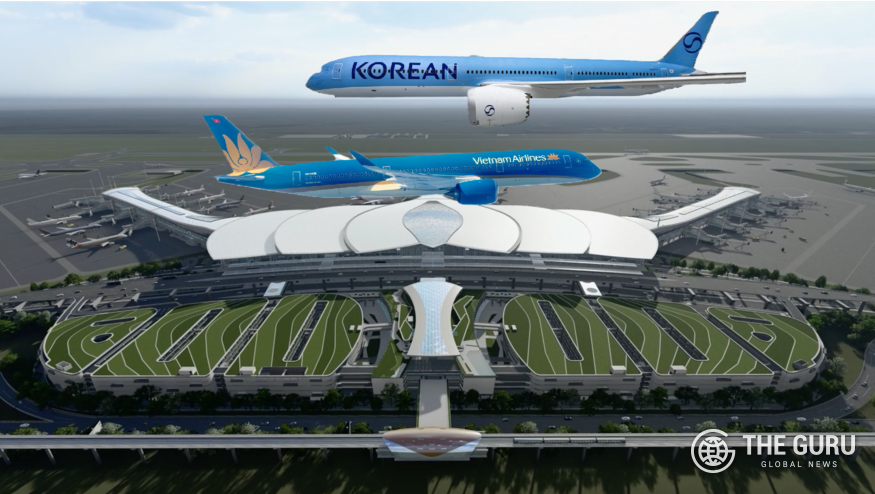 베트남 남부에 건설 중인 롱탄국제공항 조감도와 대한항공과 베트남항공 여객기. 