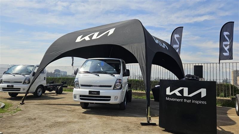 기아는 칠레 ‘제3회 소형 화물 운송 박람회(Expo de Transporte de Carga Menor)’에서 프론티어를 공개했다. (사진=투어모터)