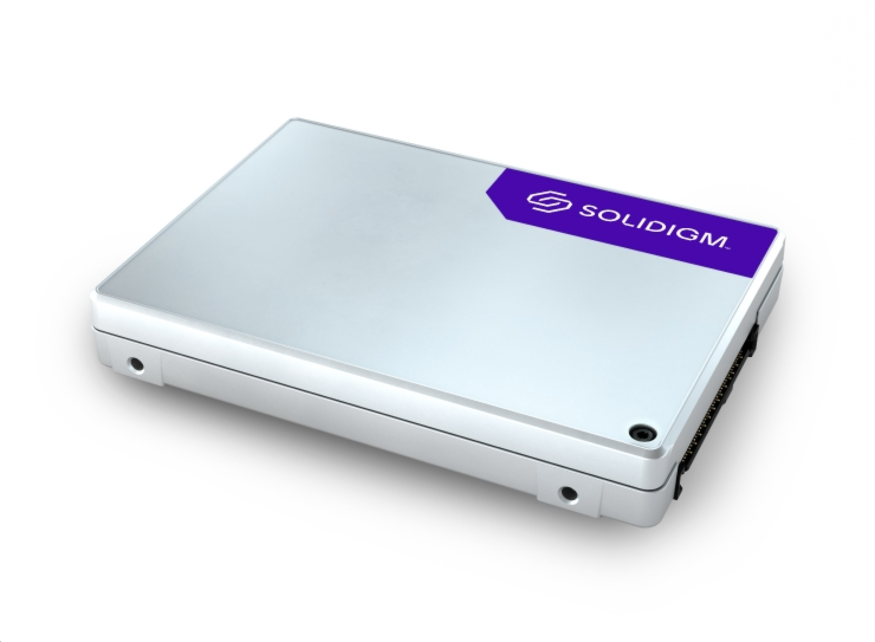 솔리다임 122TB SSD 'D5-P5336'. (사진=솔리다임)