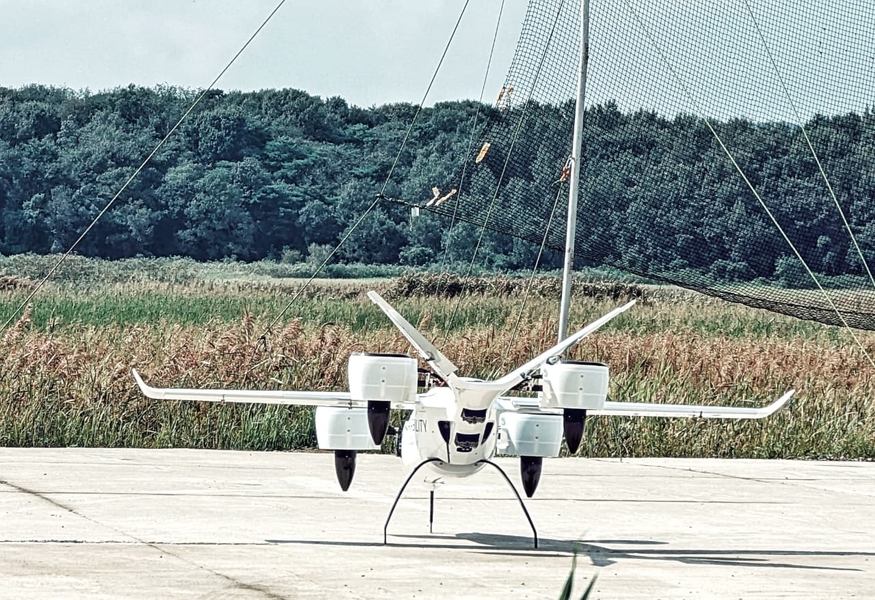 에어빌리티와 CT그룹 자회사 'CT UAV'는 지난 18일 충청남도 보령비행장에서 에어빌리티의 UAV 프로토타입 'AB-U60' 시험비행을 성공적으로 수행했다. (사진=CT그룹)