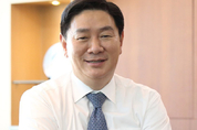 [단독] 허연수 GS리테일 부회장, 日 출장길…'편의점 왕국' 벤치마킹