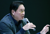 [CES 2025] 젠슨 황 만난 최태원 "SK하이닉스 개발 속도, 엔비디아 요구 넘어섰다"
