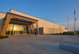 LG엔솔·GM 美 배터리 합작사 직원 해고 통지, 연방 노동법 위반 가능성↑