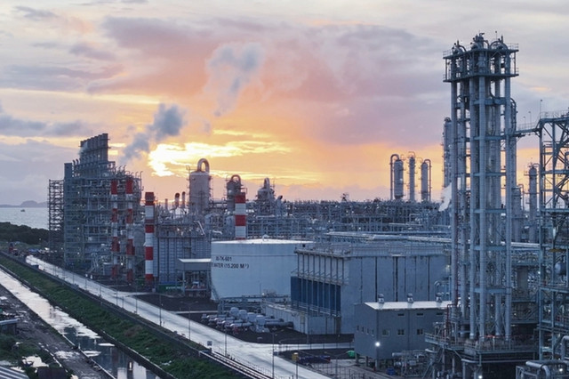 롯데, 바이오·수소 신사업 확 키운다…체질개선 승부수