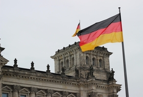 인텔 떠난 독일, 공급망 공백 메울 'K-반도체' 파트너 물색