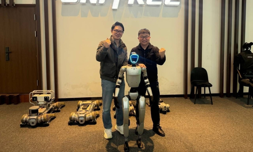 'SK家 3세' 최성환 SK네트웍스 사장, '로봇계 샤오미' 中 유니트리 창업자 전격 회동