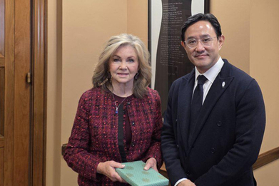 최윤범 고려아연 회장, 테네시 주지사 출마 선언한 '친트럼프' 美 의원과 회동