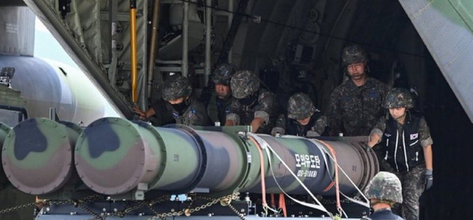 UAE 고위 관료 "한국발 요격미사일 30기 도착"…천궁-Ⅱ '총알 배송'