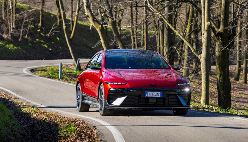 '주행거리 680km·800V 초고속 충전' 현대차, 신형 아이오닉6 N라인 유럽 출격