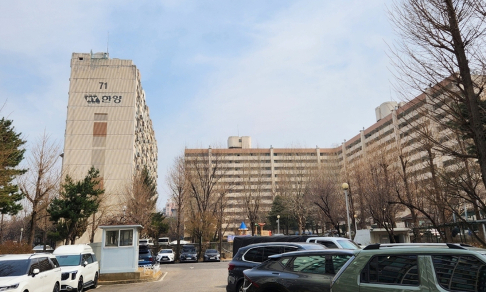 [르포] "압구정 천지개벽 한다는"데 한강 바로 앞 이 동네만 조용하네