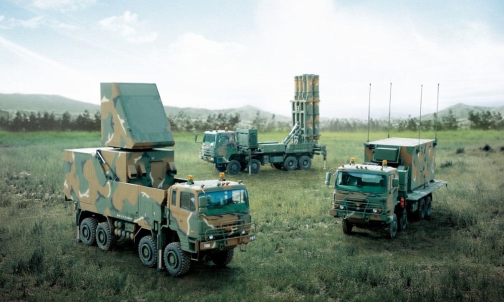 UAE, 이란 탄도미사일 13기 추가 요격 성공…천궁‑II '최강방패' 인증