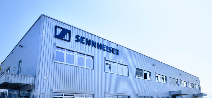 매물로 나온 전통의 '젠하이저'...삼성전자 하만 '장바구니' 들어가나