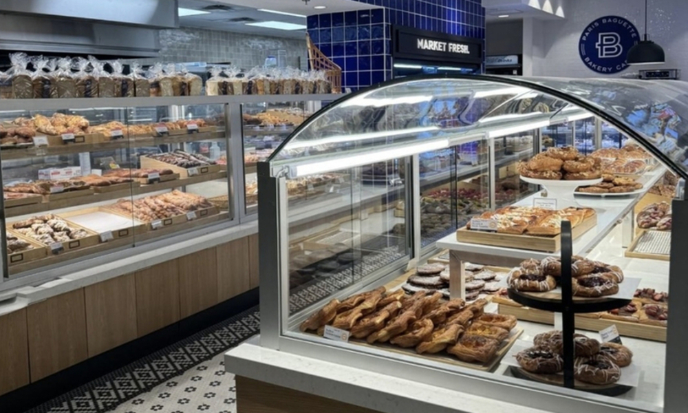 [단독] '허영인 미션' 美 300호점…파리바게뜨 필라델피아 국제공항점 오픈