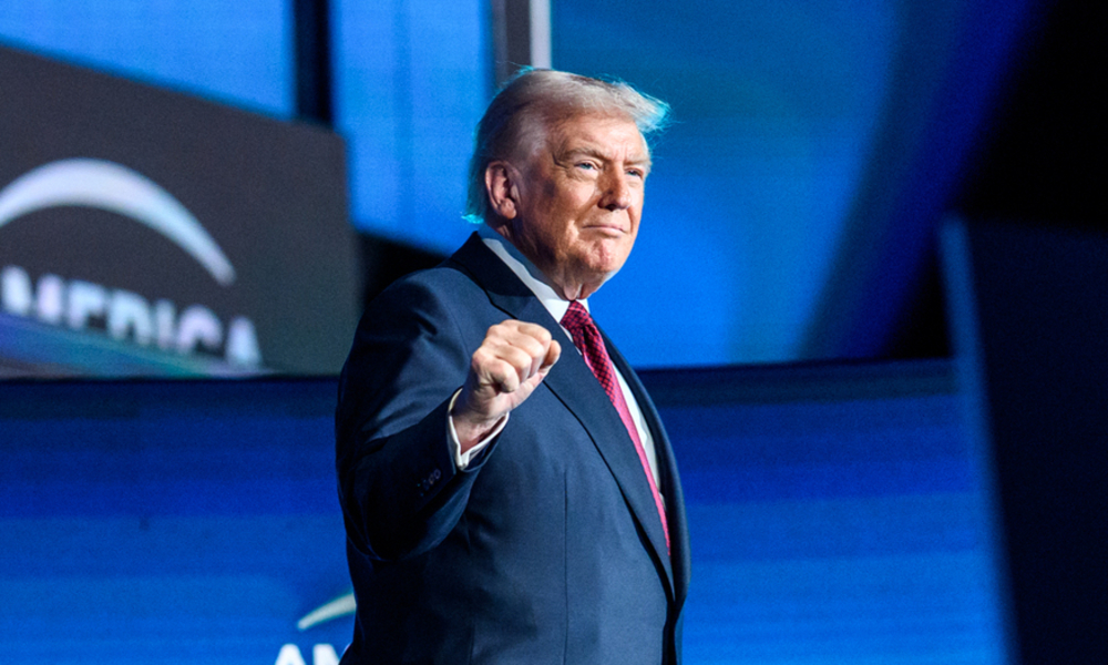 美 무역법원, 트럼프 '10 보편 관세' 적법성 심리…24개 주 "즉각 폐기" 촉구