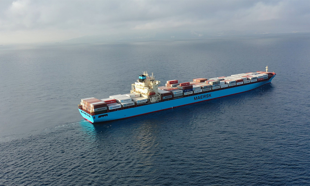 해운공룡 머스크, 한국 노선에 긴급 유류할증료 35 인상 '손실 보전' 목적