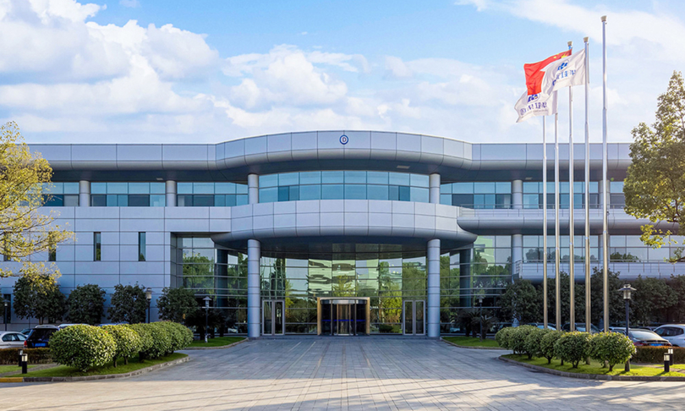 美, 중국 2위 반도체 파운드리 '화홍' 강력 제재…장비 공급 "STOP"