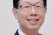 폭스콘 회장 "미중 무역전쟁에 각국 반도체 공급망 구축 가속화"